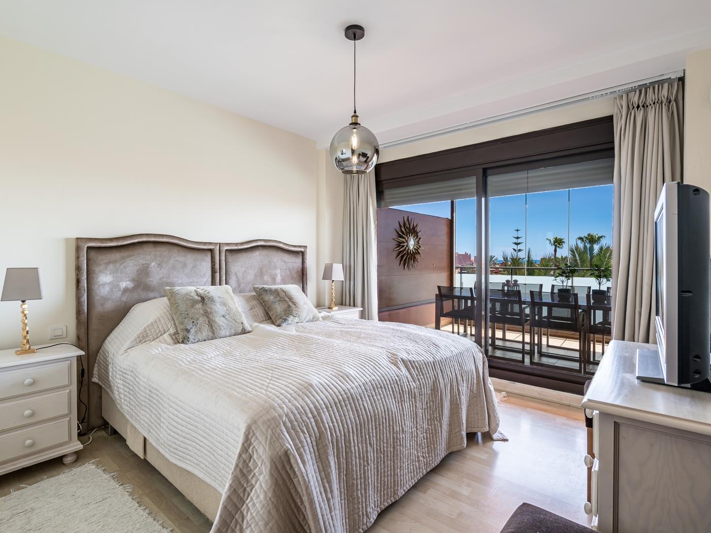 image Las Salinas Sunset Escape 3