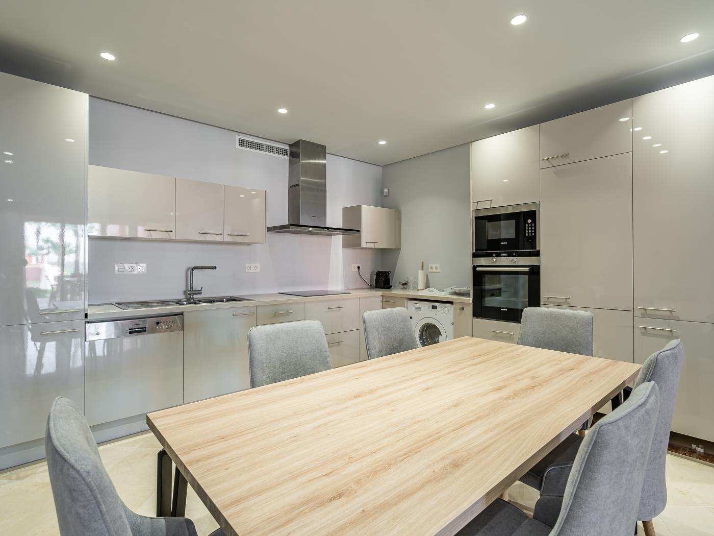 image Mediterranean Bliss – Exclusive Ground-Floor Retreat 4