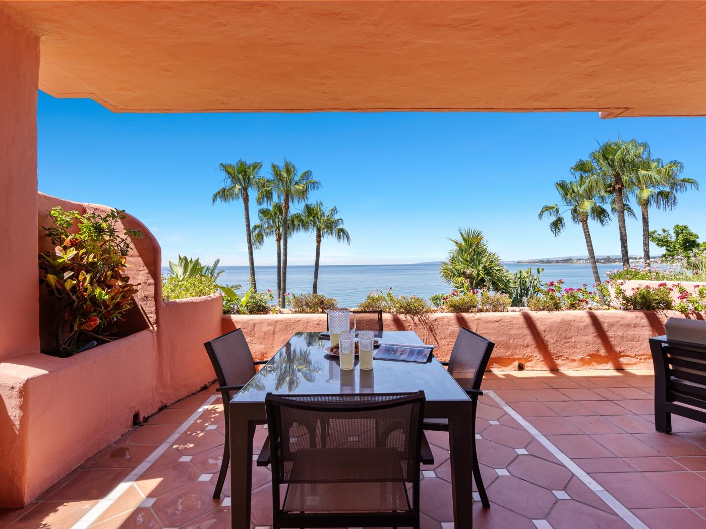 image Golden Shore Seafront Apartment 14