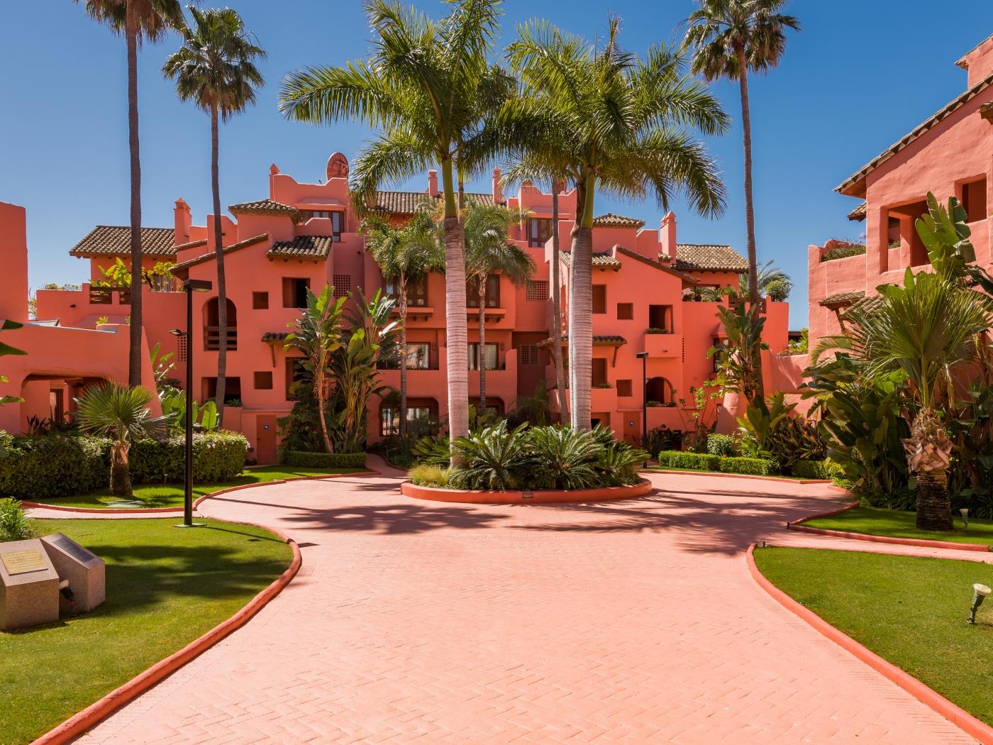 image Golden Shore Seafront Apartment 28