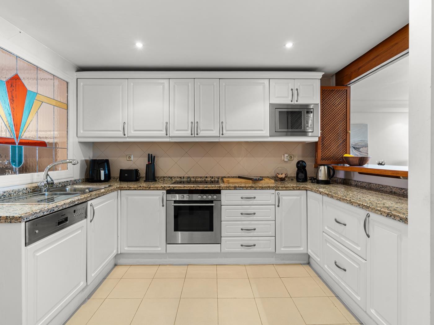 image Golden Shore Seafront Apartment 2