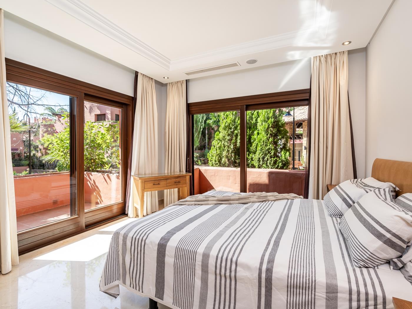 image Appartement luxueux au rez-de-chaussée à Torre Bermeja 9