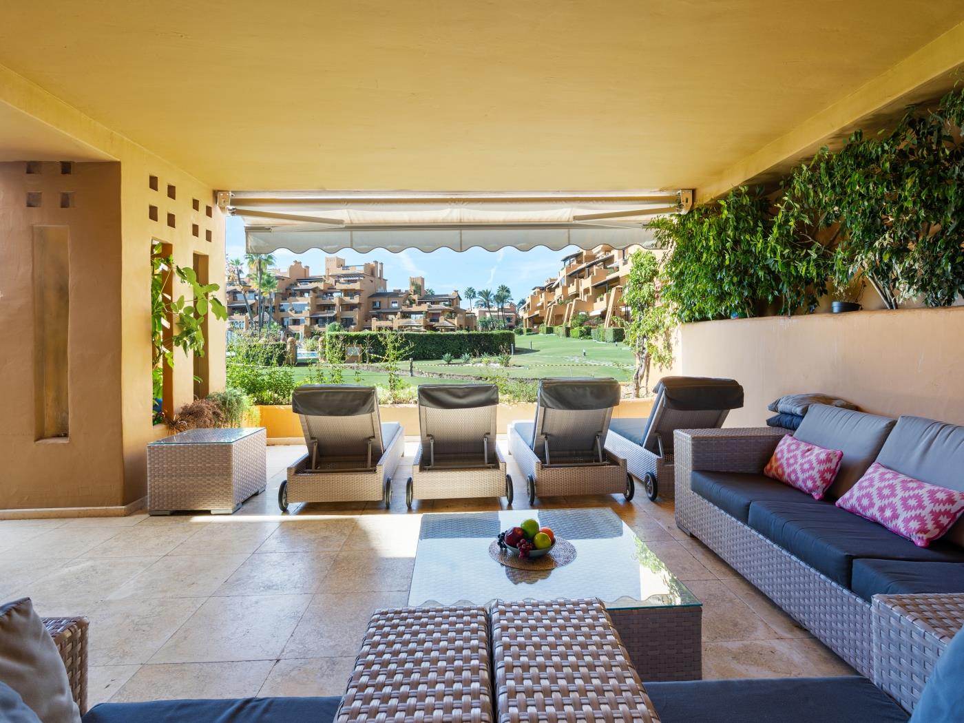 image Los Granados Jewel 0