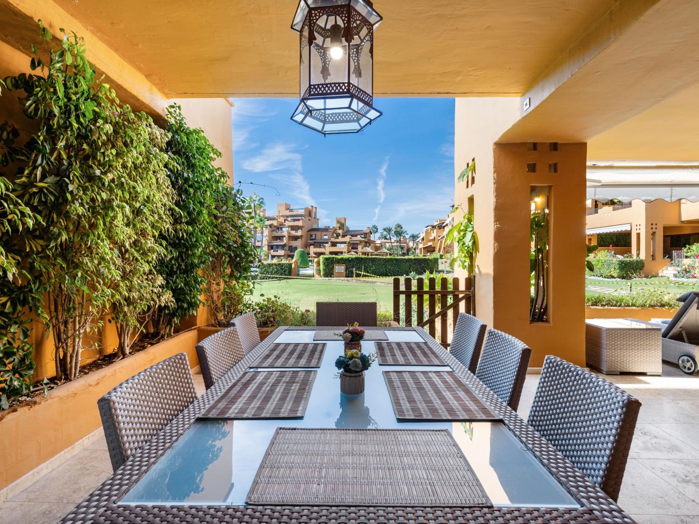 image Los Granados Jewel 18