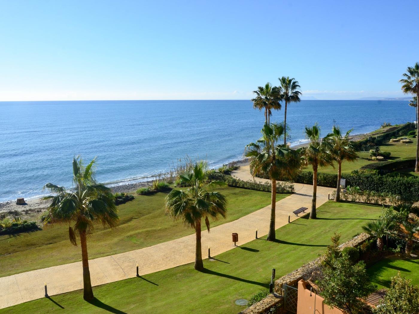 image Los Granados Jewel 25