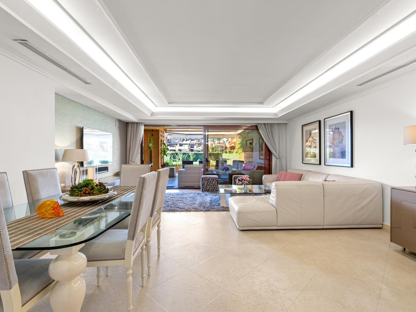 image Los Granados Jewel 4