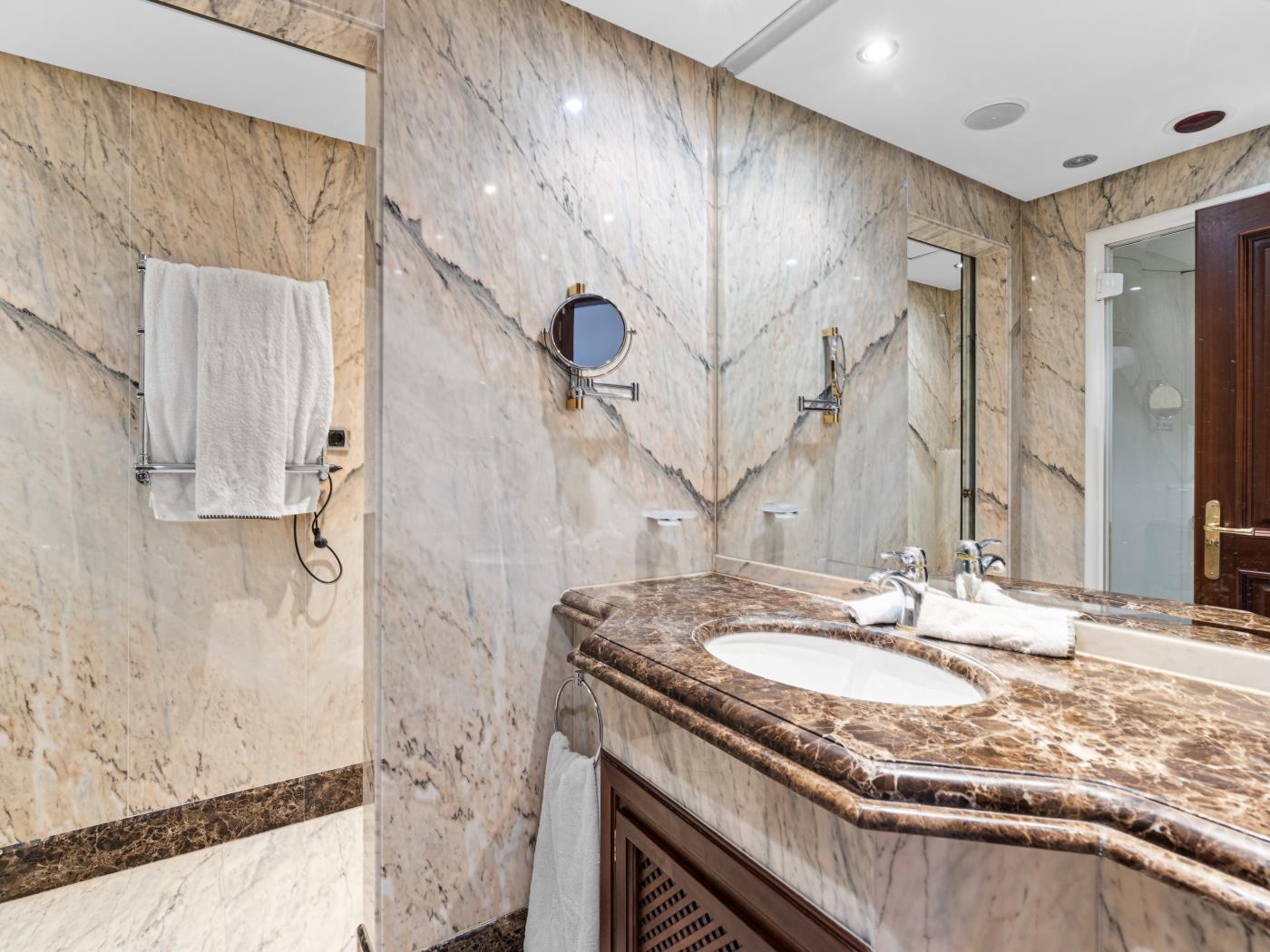 image Azure Garden Retreat – Torre Bermeja 11