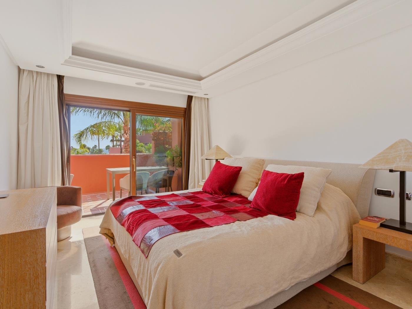 image Appartement avec vue sur mer à Torre Bermeja 5