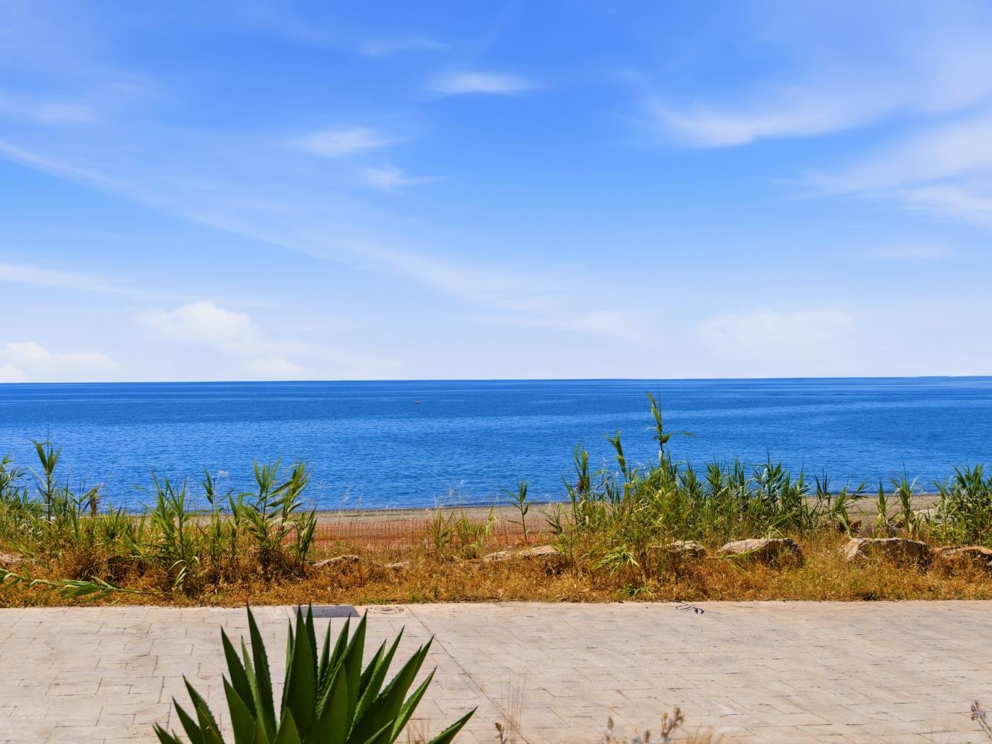 image Velaya Beachfront Sanctuary 39